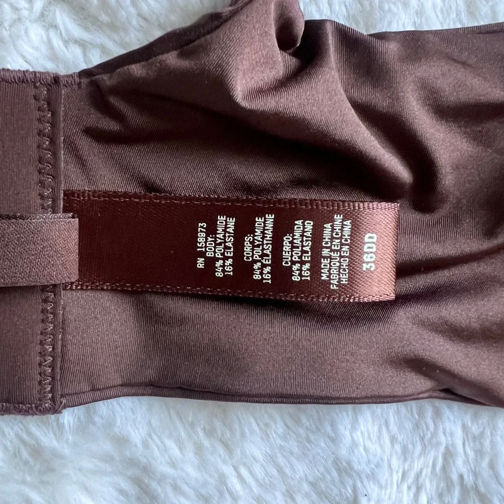 SKIMS Women's Wireless Form Super Push-Up Bra Cocoa Brown 36DD BA-PLG-2632 NEW
